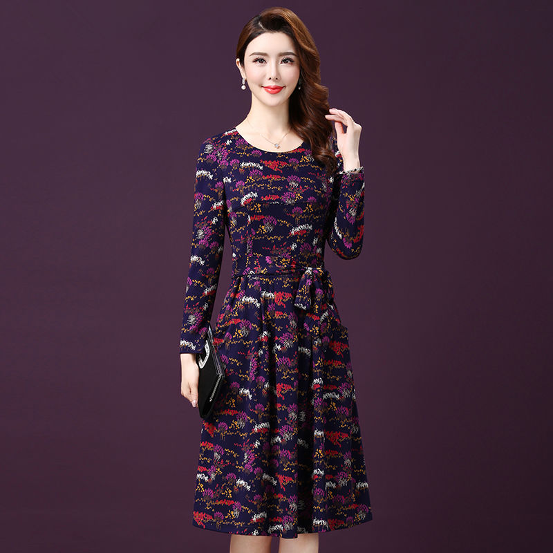 以前入秋，老婆总穿上衣+长裤，现在越来越会了，换这裙美瞎我眼