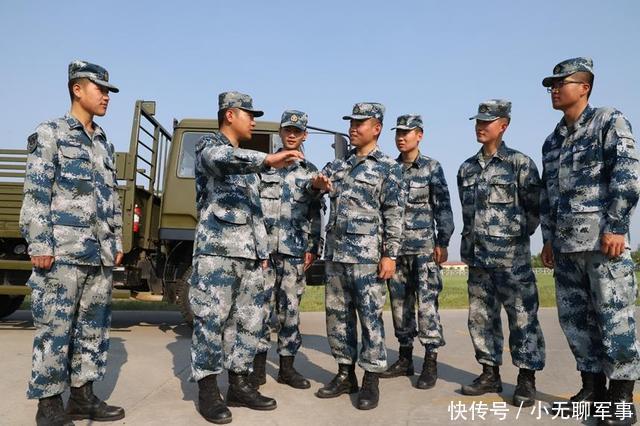 在军队考驾照有多难?每人12分扣完即被淘汰,不