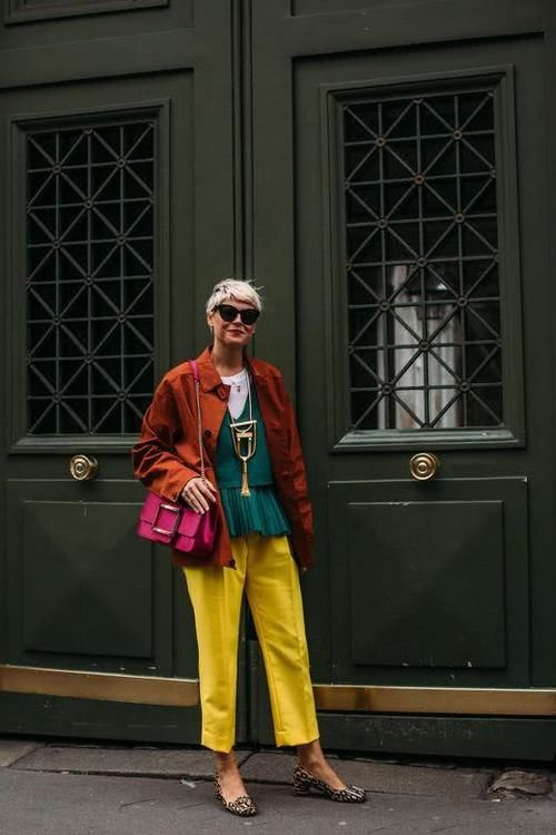  「色彩」黑白灰可以出局了！色彩玩家玩转撞色搭配，让穿搭不再单调！