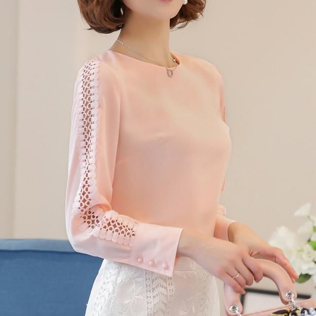 太美了，49岁老婆穿上这样的小衫+阔腿裤，美嫩的像回到30岁