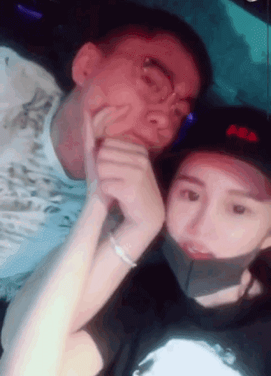 因爱生恨？前男友开曝赵本山女儿黑料：17岁整容，借汪涵炒作