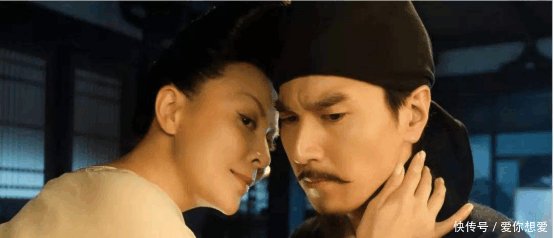 《狄仁杰之四大天王》有毒, 何炅杨幂发文力挺却被网友骂惨!