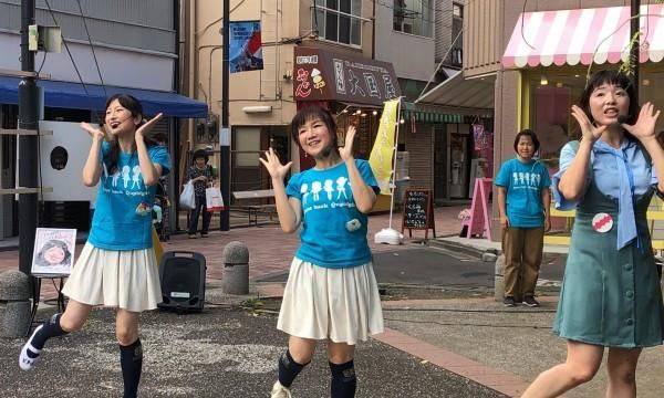  『家庭主妇』更年期PK青春期！45岁老阿姨成功打入女团圈，家庭主妇变豪华锦鲤