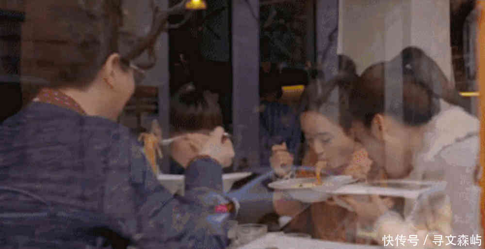 演员拍戏不假吃的下场：杨紫吃进医院，最后一位扬言吃垮剧组！