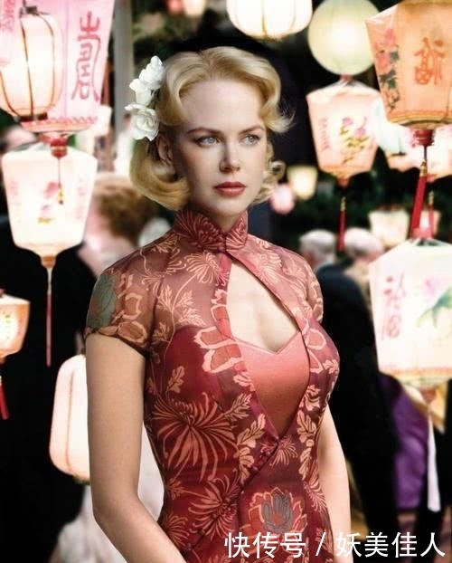 『卡戴珊』老外不适合穿旗袍?卡戴珊和水果姐都穿出别样的风情,让人惊艳!