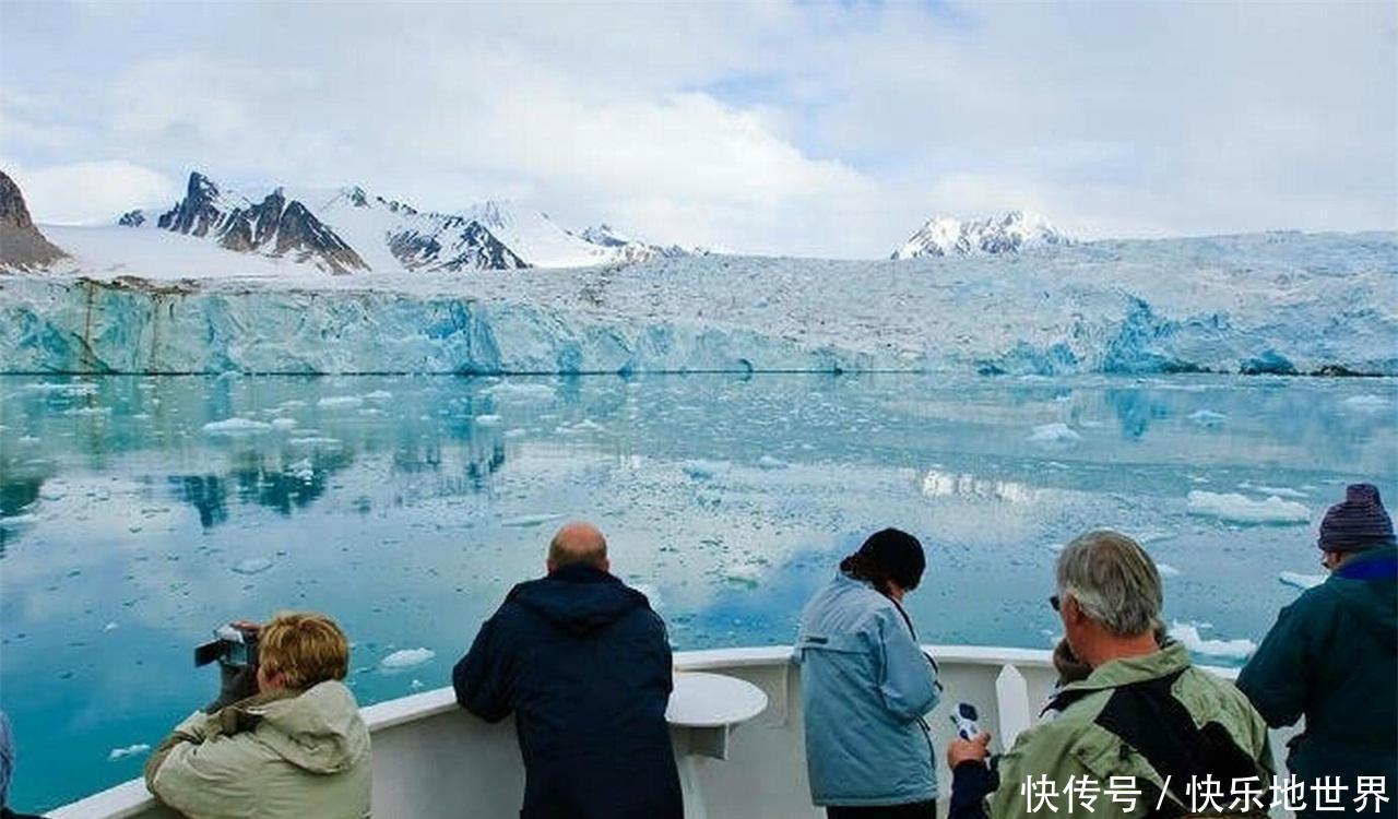 对中国人“永久”免签的地方，可随意逗留工作，但禁止出生和去世