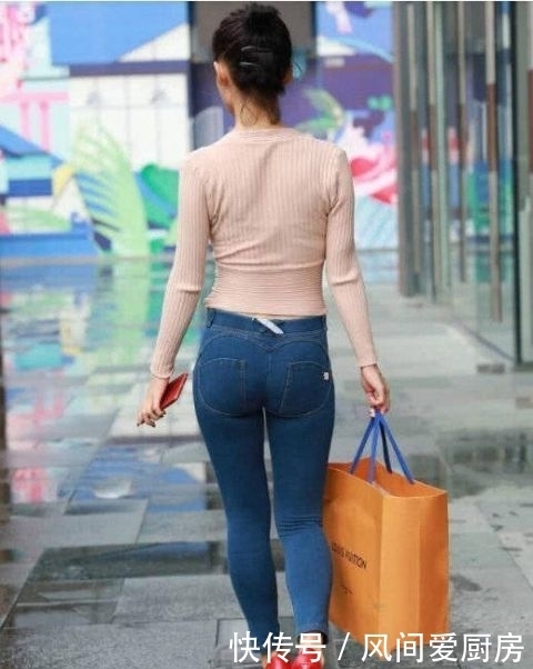 穿牛仔■看似“紧致”的牛仔裤,舒适修身一点不含糊!