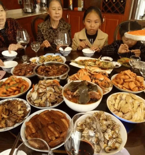 30年前的年夜饭，和现在比差距一目了然，你怀念吗？
