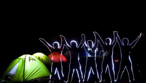 浙江深山藏香格里拉,没有公路不通车,最危险处90度须手脚并用爬