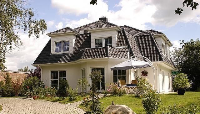  景观灯@农民朋友注意，自建别墅虽好看，但这些方面要注意，以免