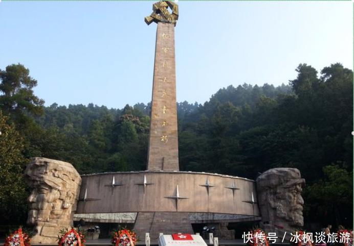 四川贵州一高铁时速350，斥资358亿途经“酒都”，你知道是哪吗？