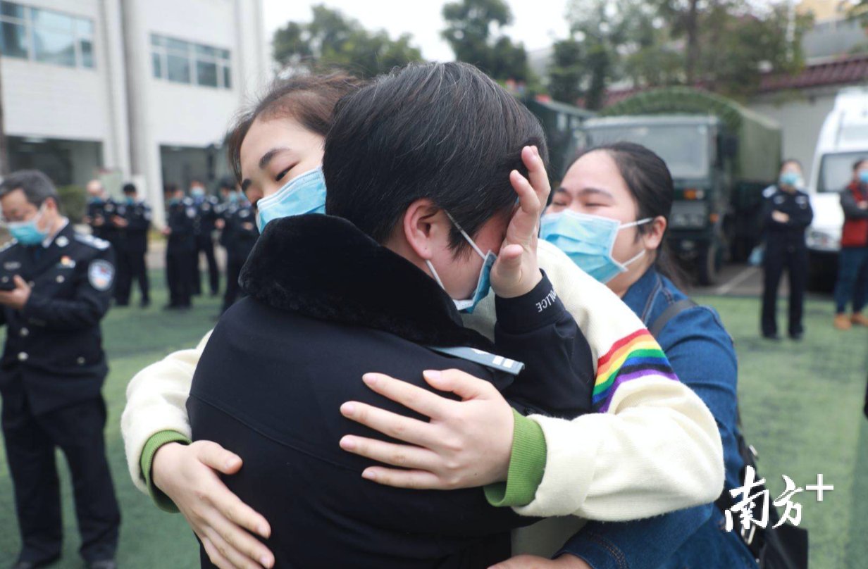  「出征」再援荆州！深圳第四批医疗队出征