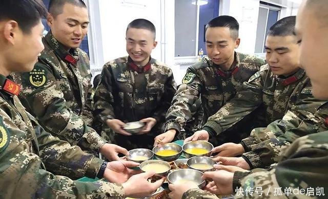  把自己：新兵下连已经20多天了，了解一下那些刻骨铭心的时刻