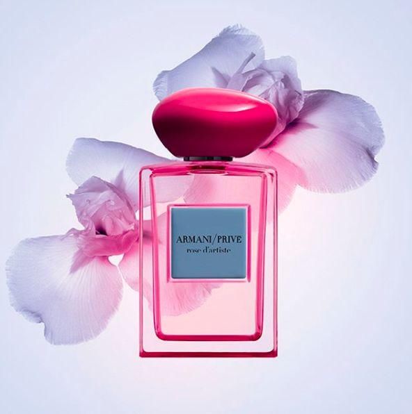 蔡徐坤手把手教防脱妆秘诀!原来带货女王梅根最爱这盘眼影!