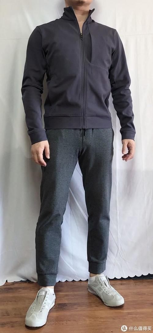  【深色】春天值男低调浪 篇一：春天穿搭深色系