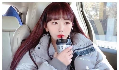  特别@孔雪儿为何只拍正面照？当她拍视频露出侧脸，还以为是翻版杨幂