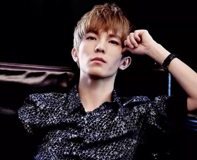 萧敬腾与经纪人恋情突然冲上热搜，是旧闻新炒？还是真有端倪