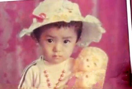 Angelababy童年照上热搜，这下真有人相信她没整容了