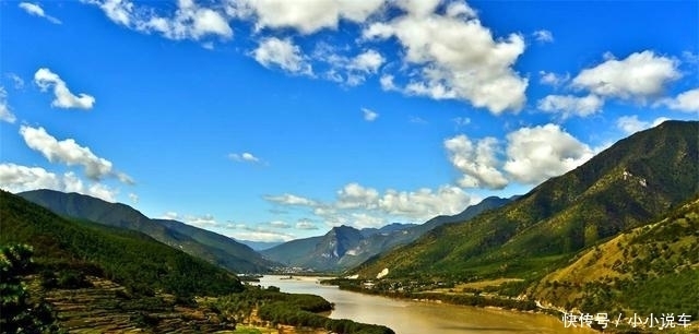  我国：中国有条河流：比长江大、水量是黄河的七倍，但不是我国