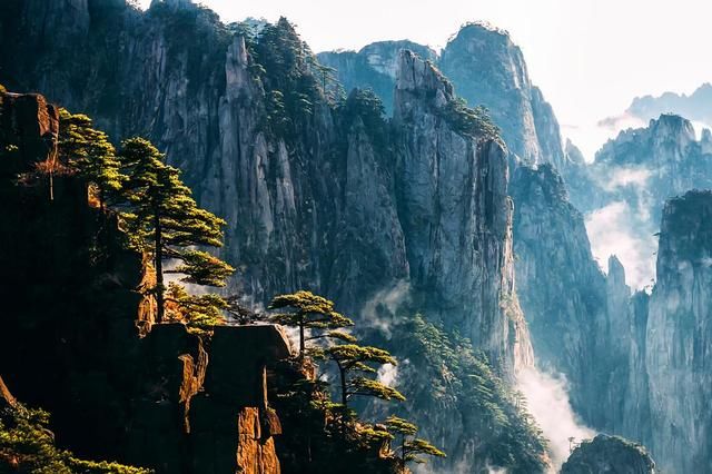 中国最著名的山峰,入选十大风景名胜,不是三山五岳