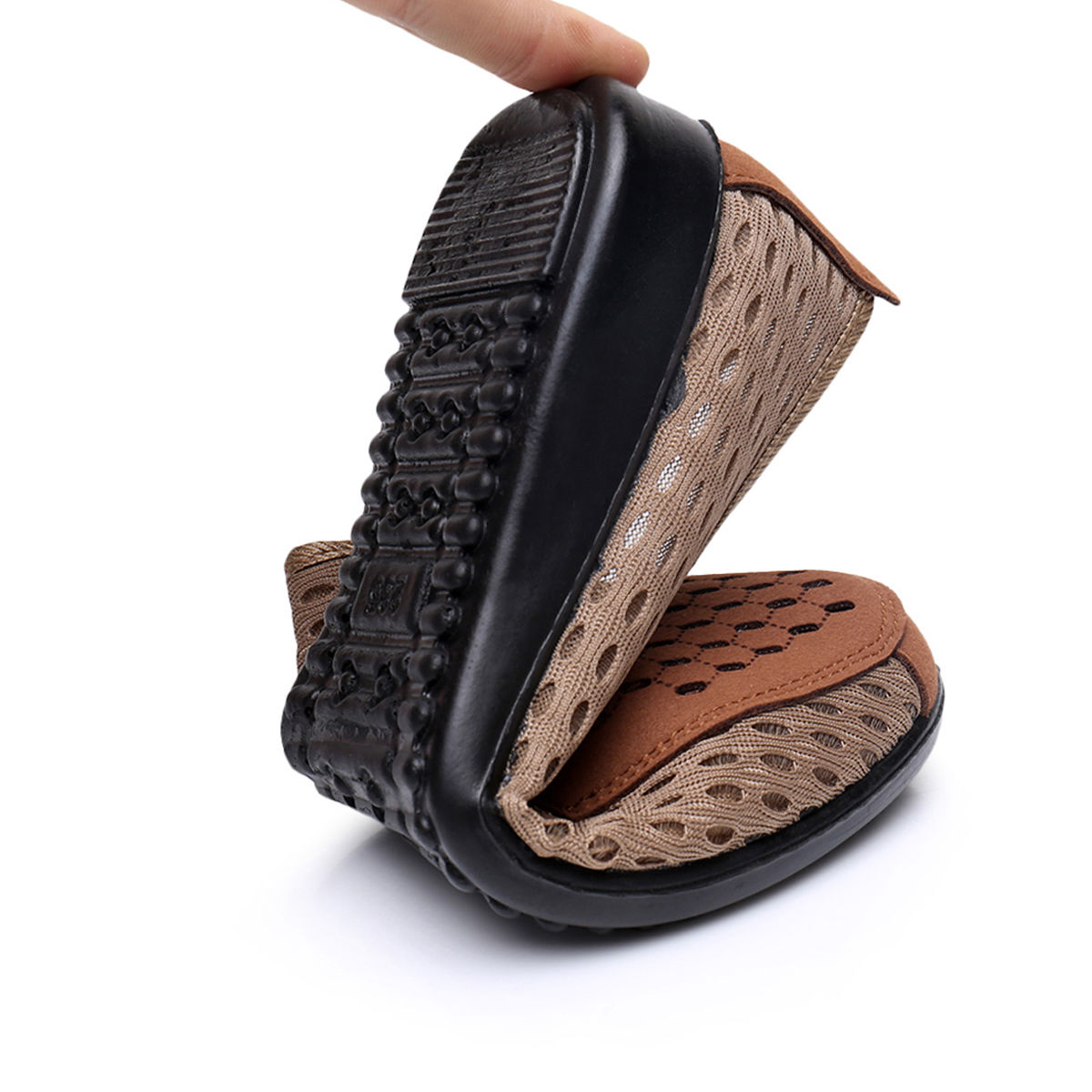 “老北京布鞋”终于出新款了，防滑又养脚，送妈妈刚刚好