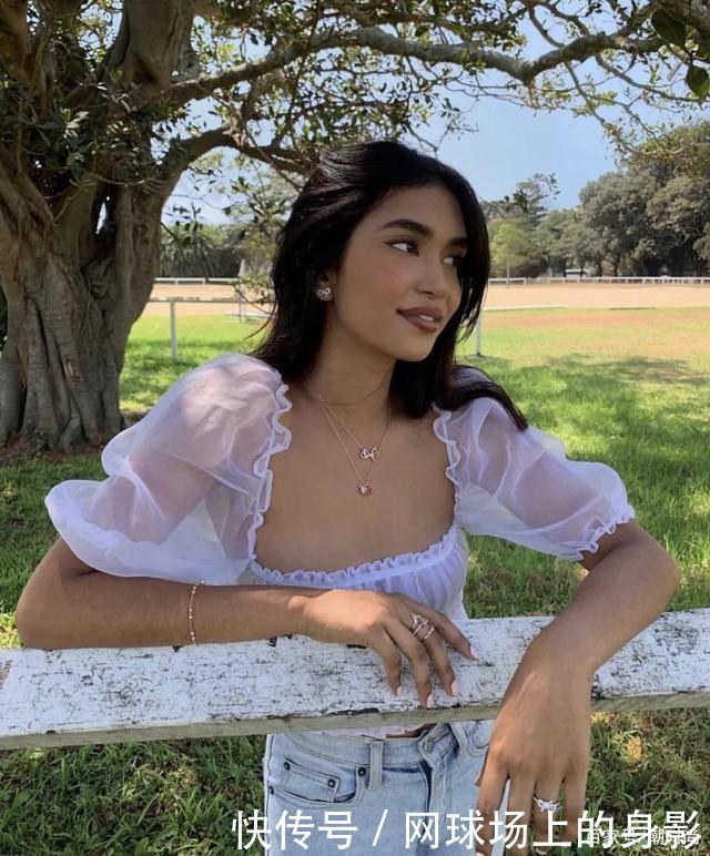 『感觉』2020刷屏的“心机穿搭”,穿上回头率200%,chic感满满!