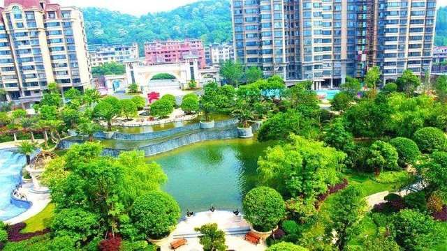  「我国」我国三座名字带“春”的城市，其中一座城市不带，却也是“春城”