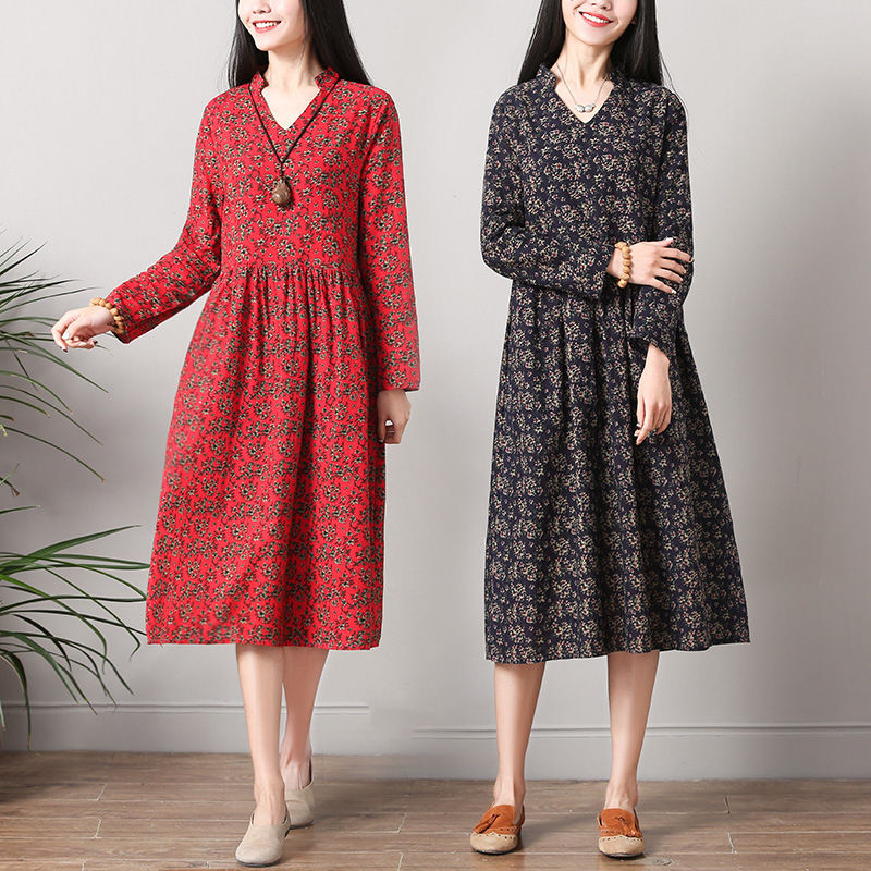 姑娘别再穿运动套装了，当下巨流行的“温婉风”连衣裙，美翻全场