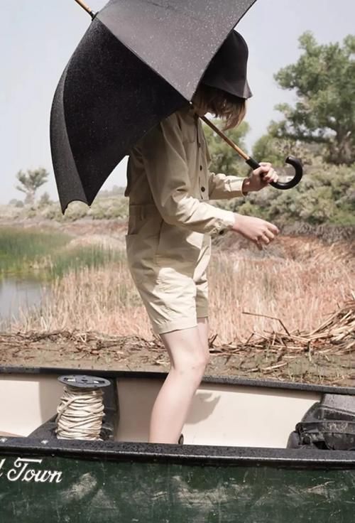 「挡得住」雨伞届的爱马仕,挡得住八级风雨,还凹得出时尚造型!