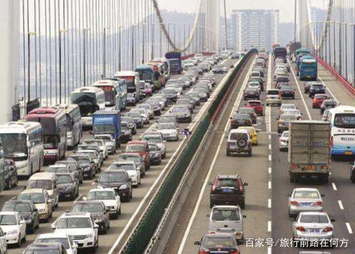 中国最“堵”大桥之一，让广东人“又爱又恨”，每到假日就排长龙