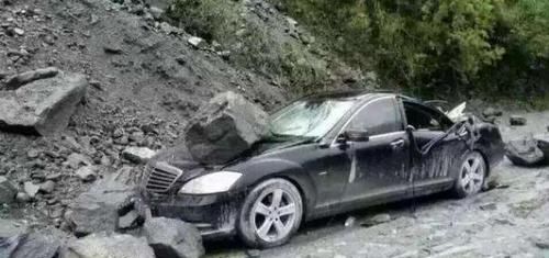  『眼红』为何川藏线很多废弃车，都没有人“眼红”，老司机：去过就知道了