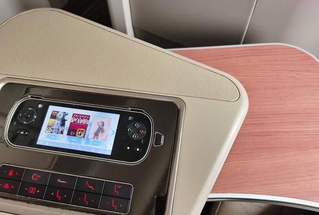  「公司」无奈重新安排行程，却意外打卡东航云南公司的第一架789，值了！