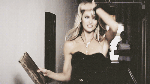 维密2018年选角秀，又炸出一批腿精…这个19岁穿着30元衣服的小姐