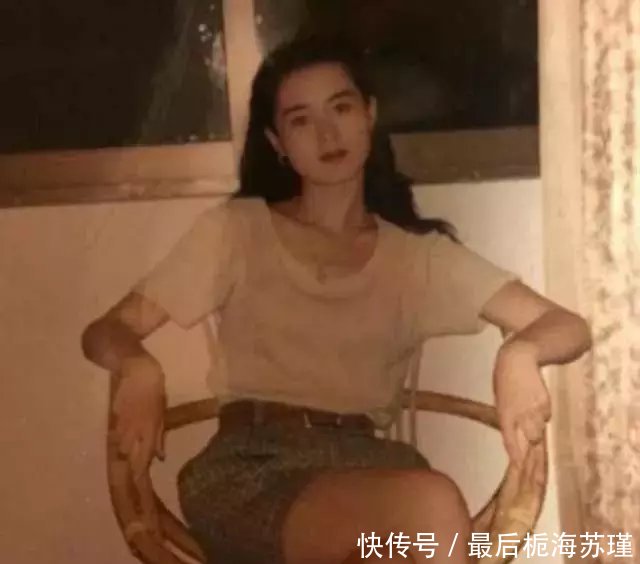 10张老照片，农村生活的记录，满满的时代感，90年代的女性那样美