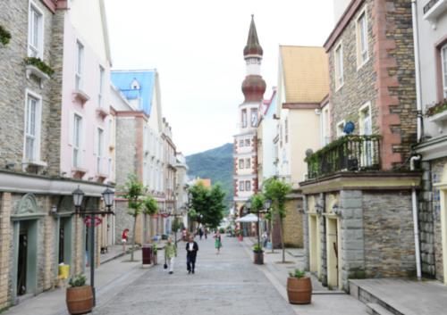  #民航机场#我国西部“最牛”的省，拥有14座民航机场，车牌已从A