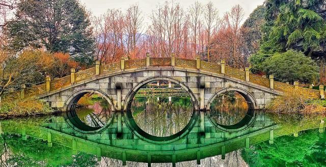 国内存在感最强的三座旅游城市，旅行口碑与实力并存，退休好去处