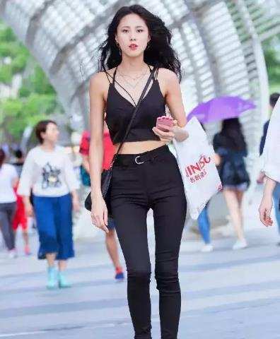 街拍: 图7这样穿, 让行人看了跟本就忘不掉