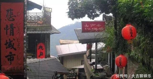 在被人放弃的小村落，这对夫妻一住就20年，每天都很开心