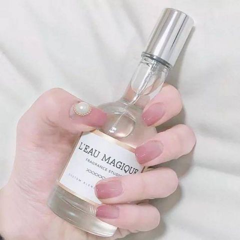 美甲■最近的网红款珍珠美甲,你做了吗?