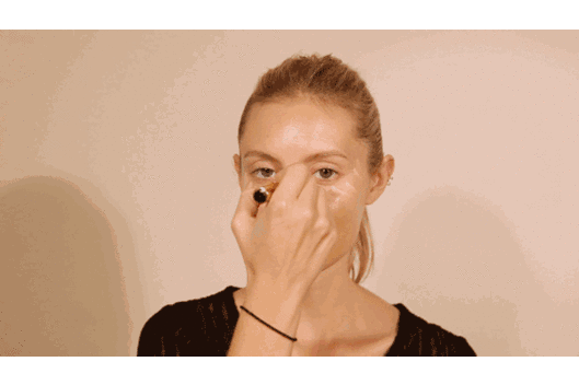 交往2年，男友没见过她素颜！32岁女白领不化妆绝不见人