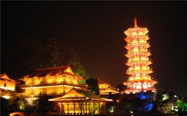 桂林山水甲天下，青山绿水风景优美，这3个地方最值得去