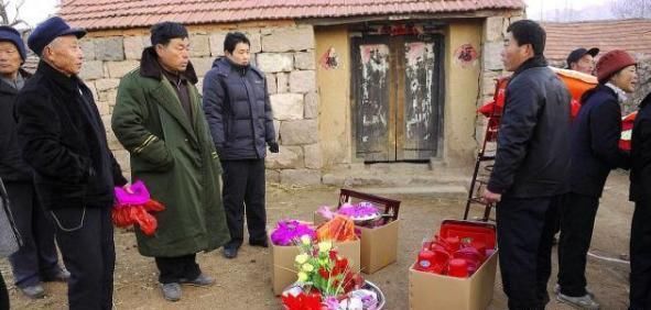 农村出现四种“新热潮”，城里人不理解，农民却表示正常，都是啥