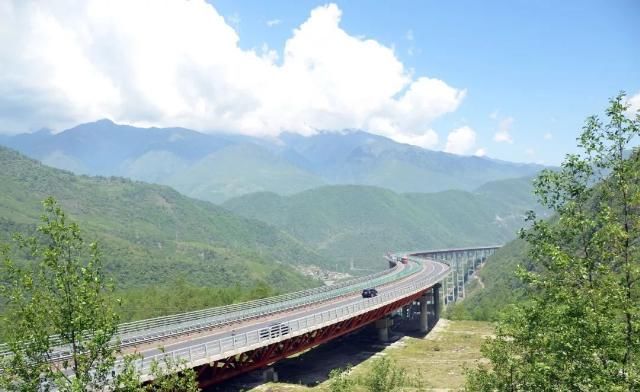 去了四川 你就等于去了全世界