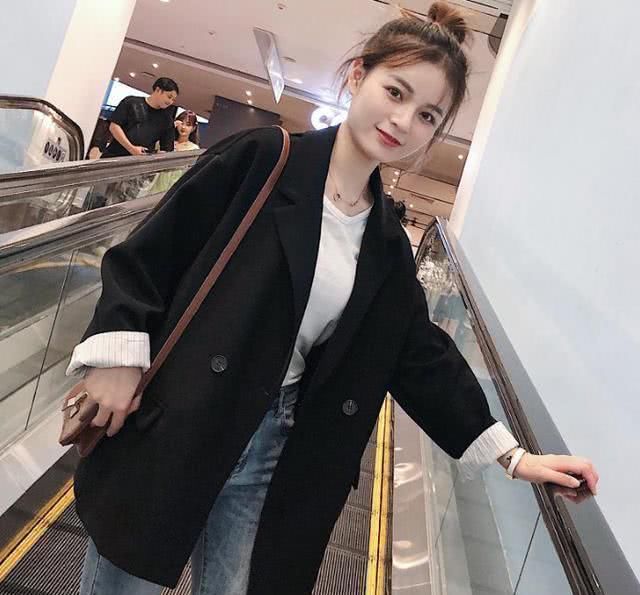  #度过#基础单品要这么穿，保你度过一个时尚又有范儿的春夏