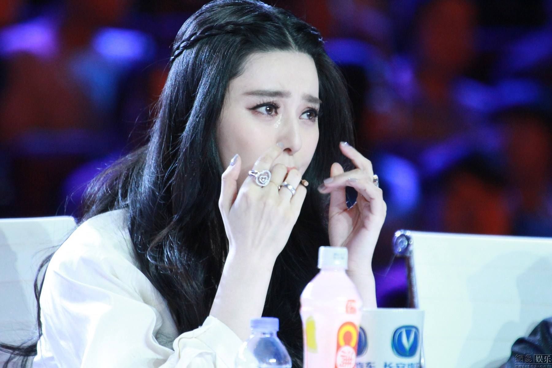 范冰冰微博停更两个月，娱乐圈“税务风波”将出王炸?