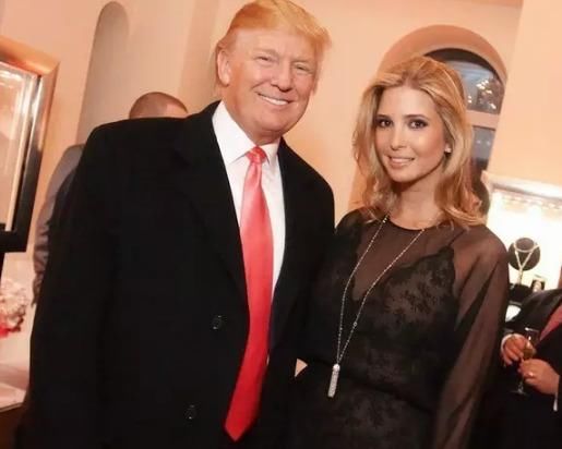 37岁的伊万卡:锁骨玉颈很迷人，最后一张与老公深夜喝酒!