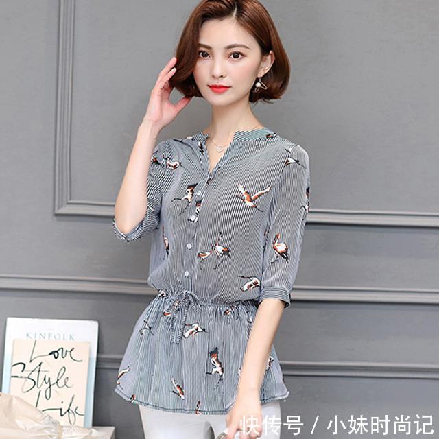 显瘦■30岁以上的女人,需要几款显女人味的雪纺上衣,时髦又显瘦