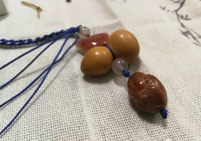  牛仔：自己做个牛仔包，编个拎绳