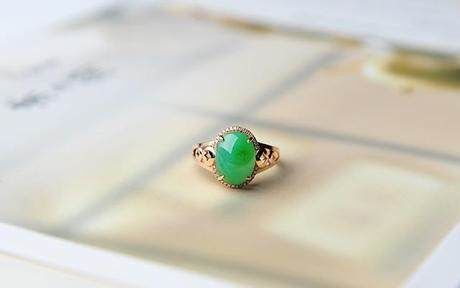 「戒指」戴上戒指 , 美丽的手指才真正有了灵魂