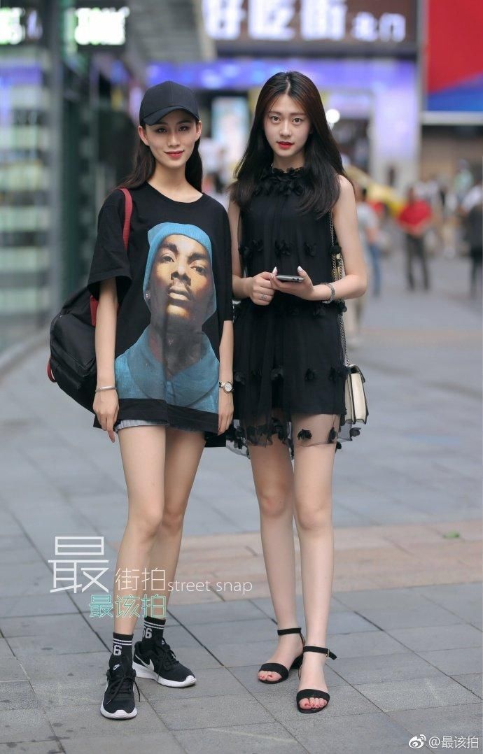 街拍:身材高挑的美女穿什么有范，好身材能衬出衣服的美